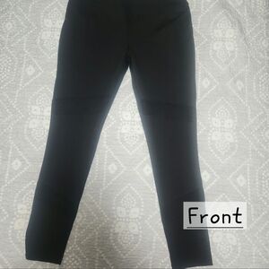 Black leggings